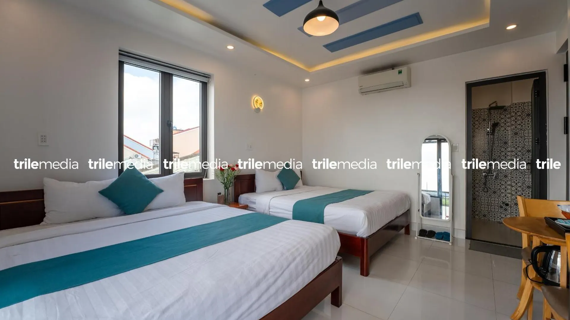 Rockmouse Centre River Villa 会安 3*,  越南